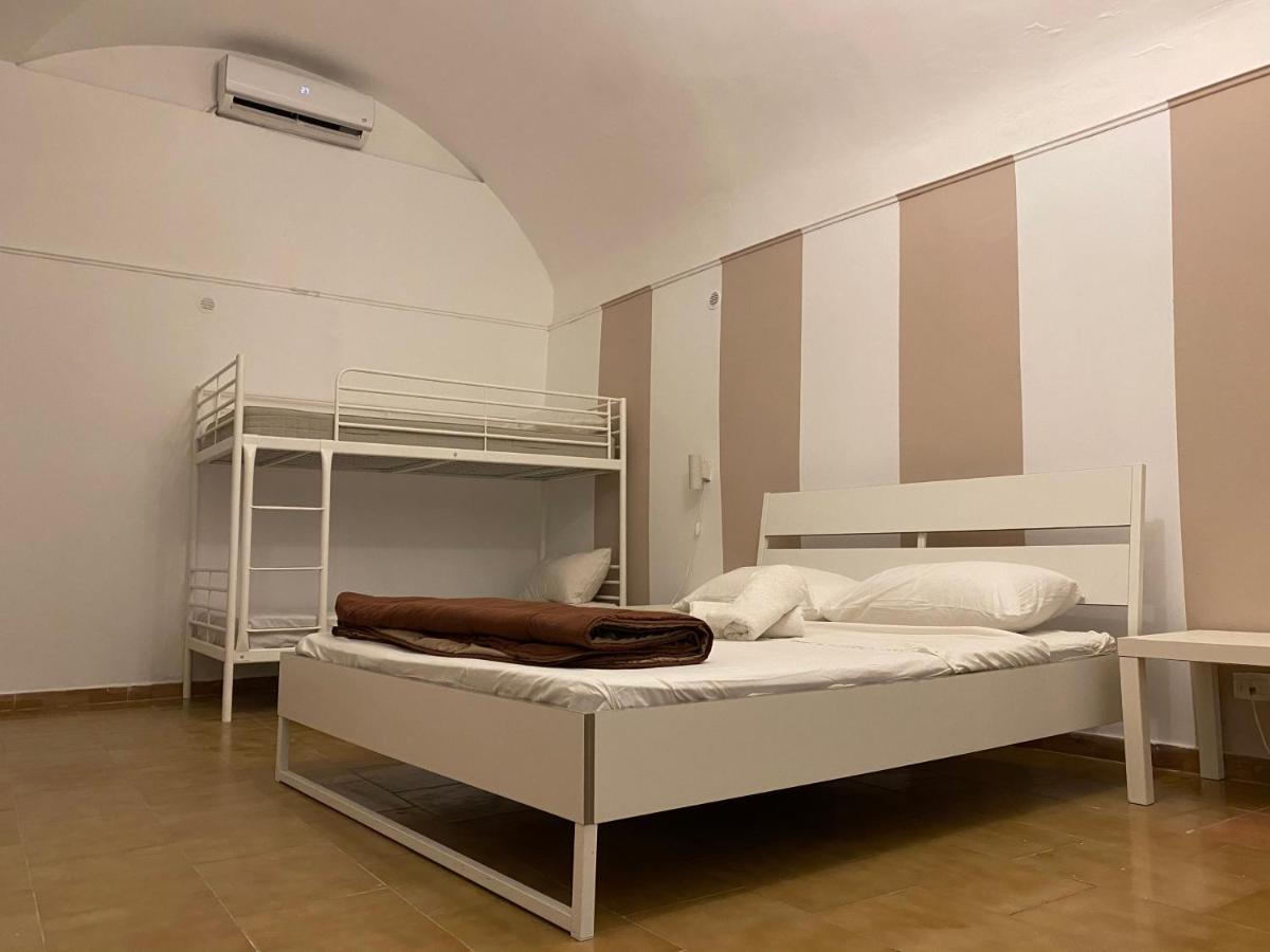 Corte Mercantile Apartment Bari Exterior foto