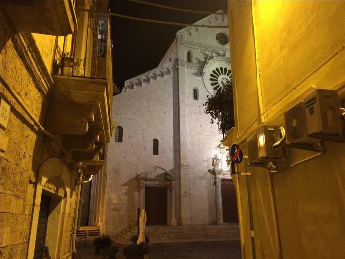 Corte Mercantile Apartment Bari Exterior foto